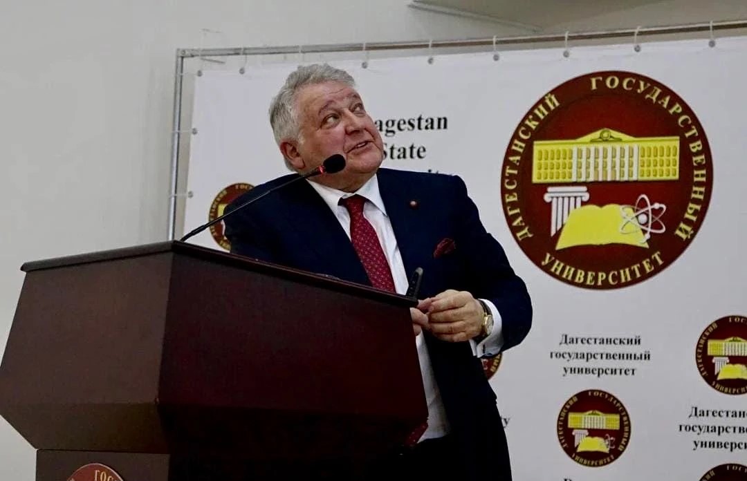 Заслуженная награда: почётный профессор ДГУ Михаил Ковальчук — Герой Труда России
