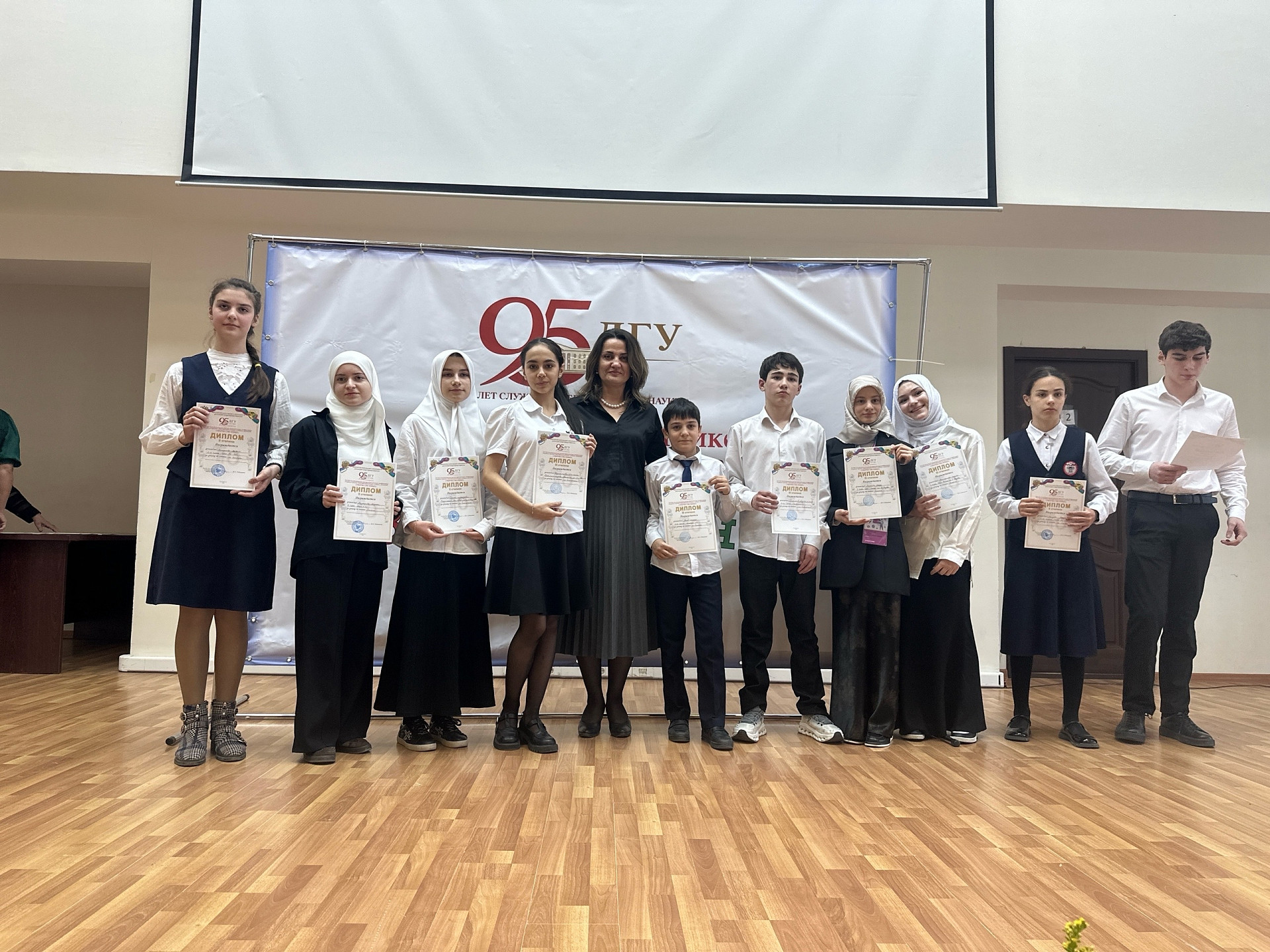 В ДГУ подвели итоги конференции «Творчество юных»